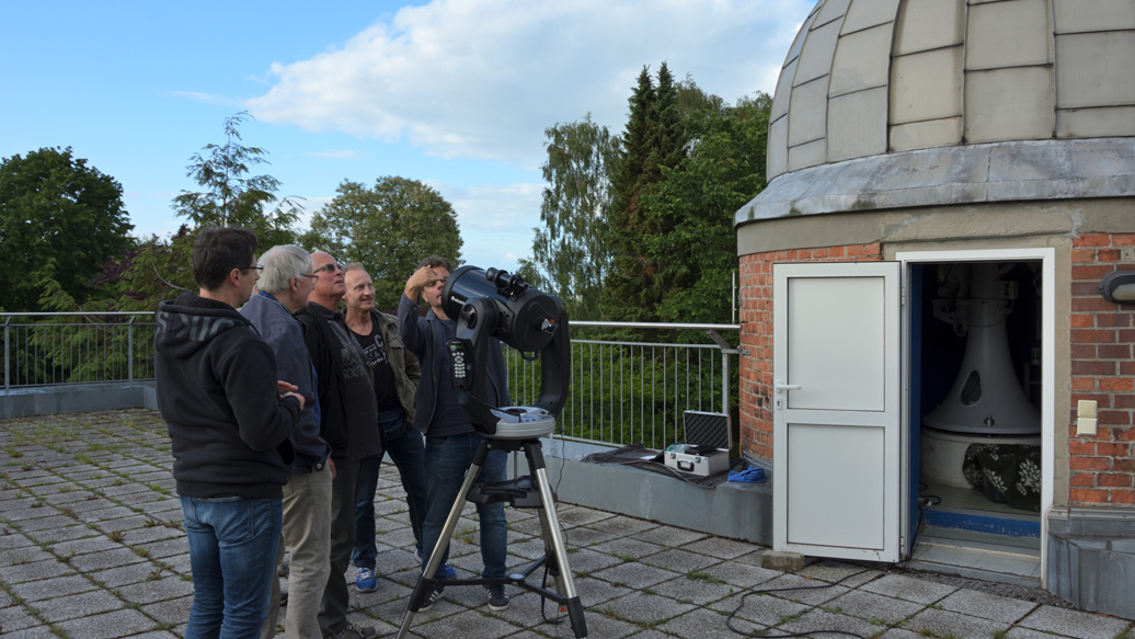 Neues Teleskop Teleskop